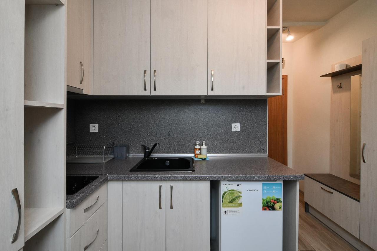 Small Studio On Budget In The Heart Of City فارنا المظهر الخارجي الصورة